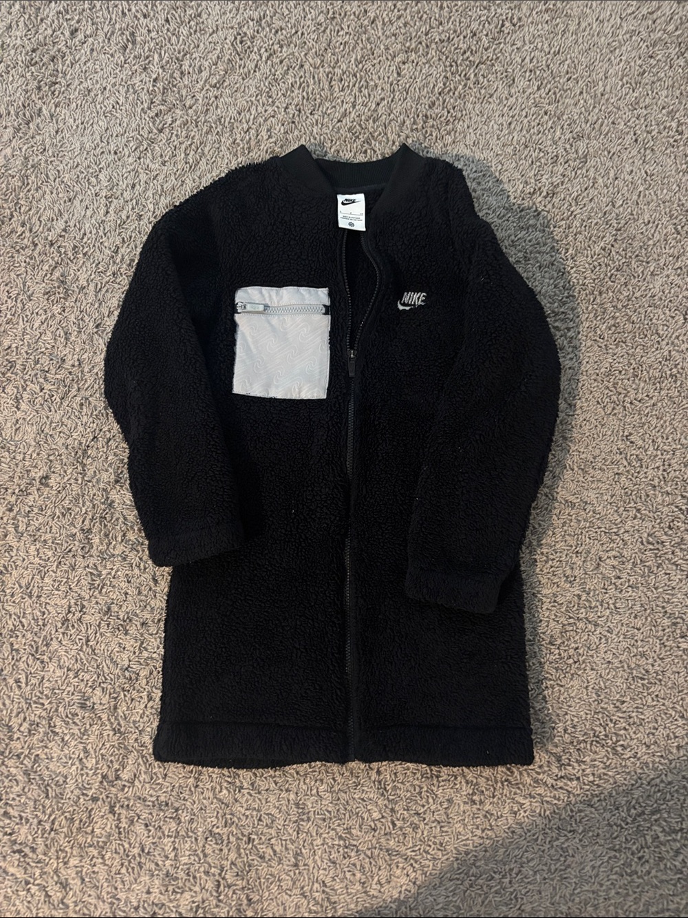 Nike Kids Black Puffer-Style Fleece Coat with Light Gray Pocket